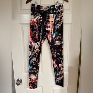 Express women’s exp core performance leggings, multi-color. Size Medium. EUC.